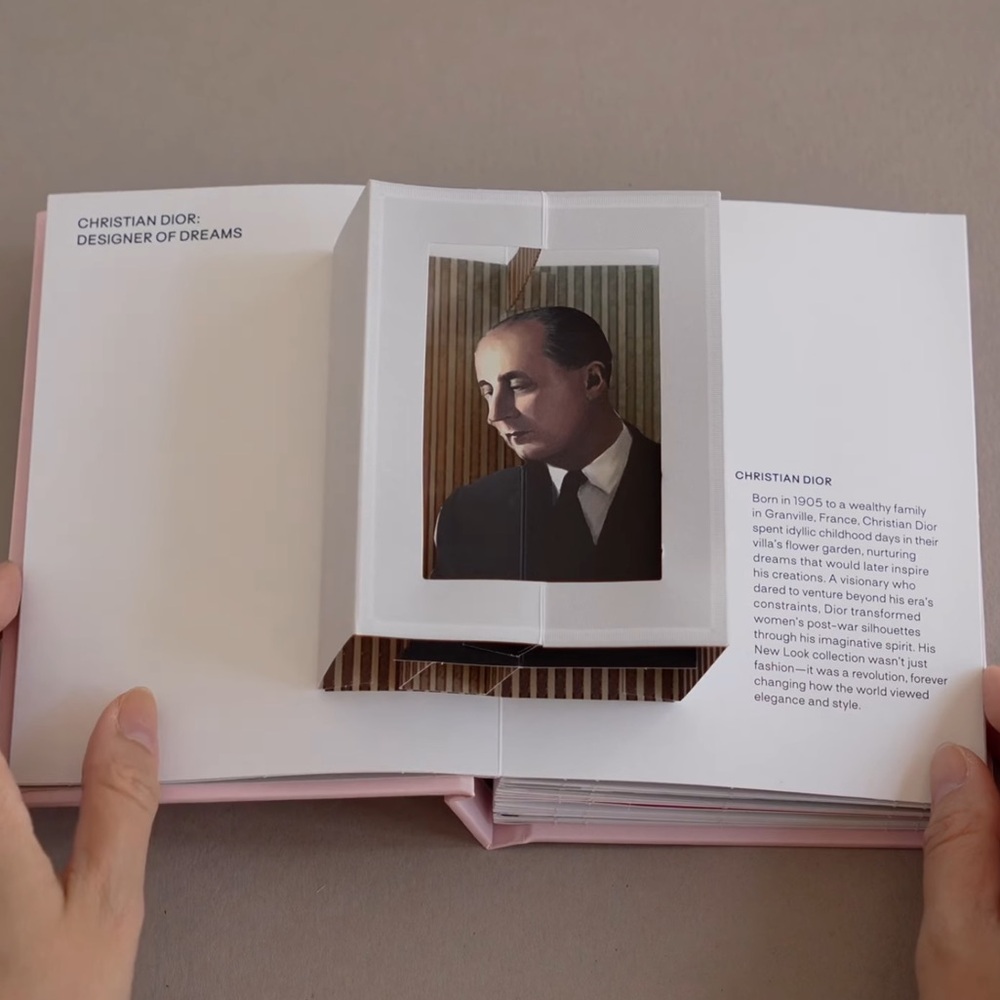 Pop up Dior Book in Pink - Picture 12 of 16